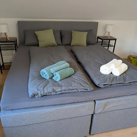 Amliving - Wohnen Mit Viel Platz - Ganzes Haus Mit Garten Und Garage * Ramstein-Miesenbach