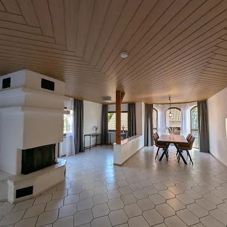 Amliving - Wohnen Mit Viel Platz - Ganzes Haus Mit Garten Und Garage Ramstein-Miesenbach